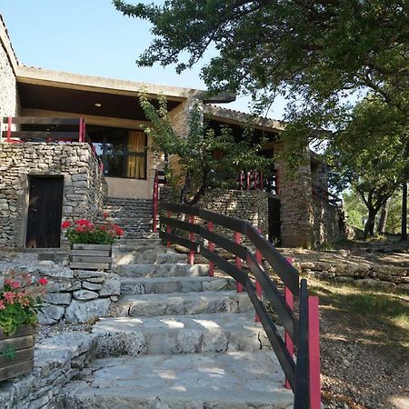 Vvf Luberon Provence Hotel Murs  Екстериор снимка