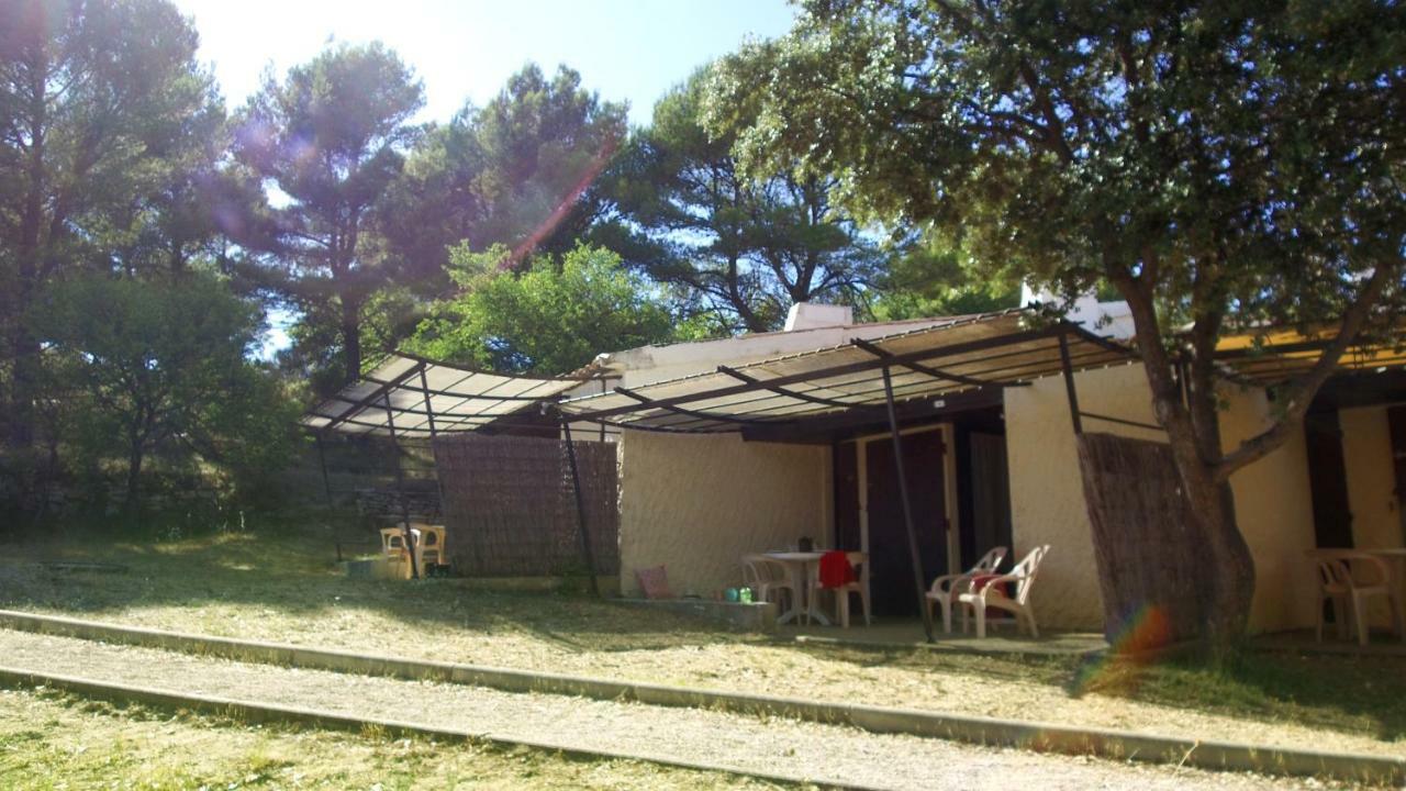 Vvf Luberon Provence Hotel Murs  Екстериор снимка