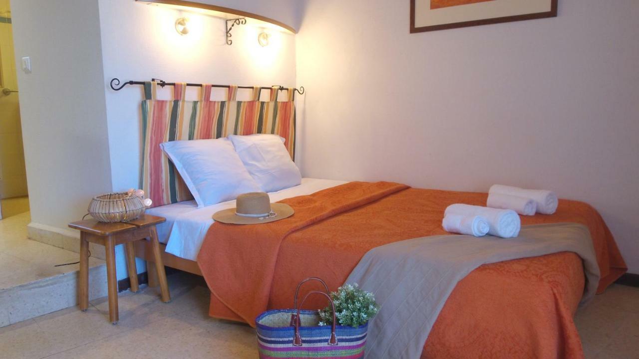 Vvf Luberon Provence Hotel Murs  Екстериор снимка